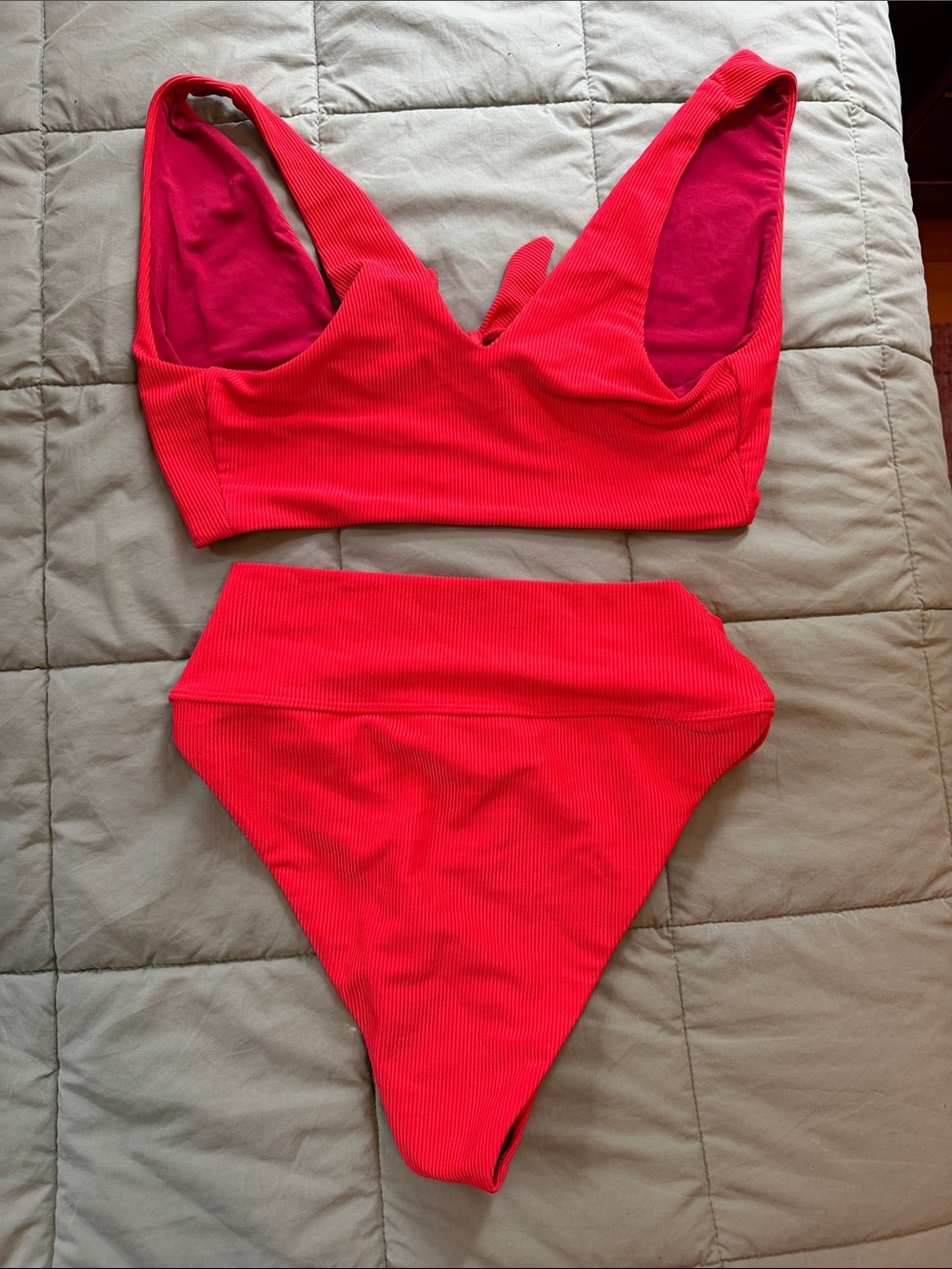 Beach Riot Red Ribbed Tie-Front Bikini Set - Picture 4 of 6